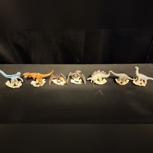 Jurassic World Kinder Joy Figures